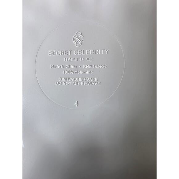 Set of 2 SECRET CELEBRITY Off White Textured Melamine Luncheon Plate 9" - Picture 6 of 7